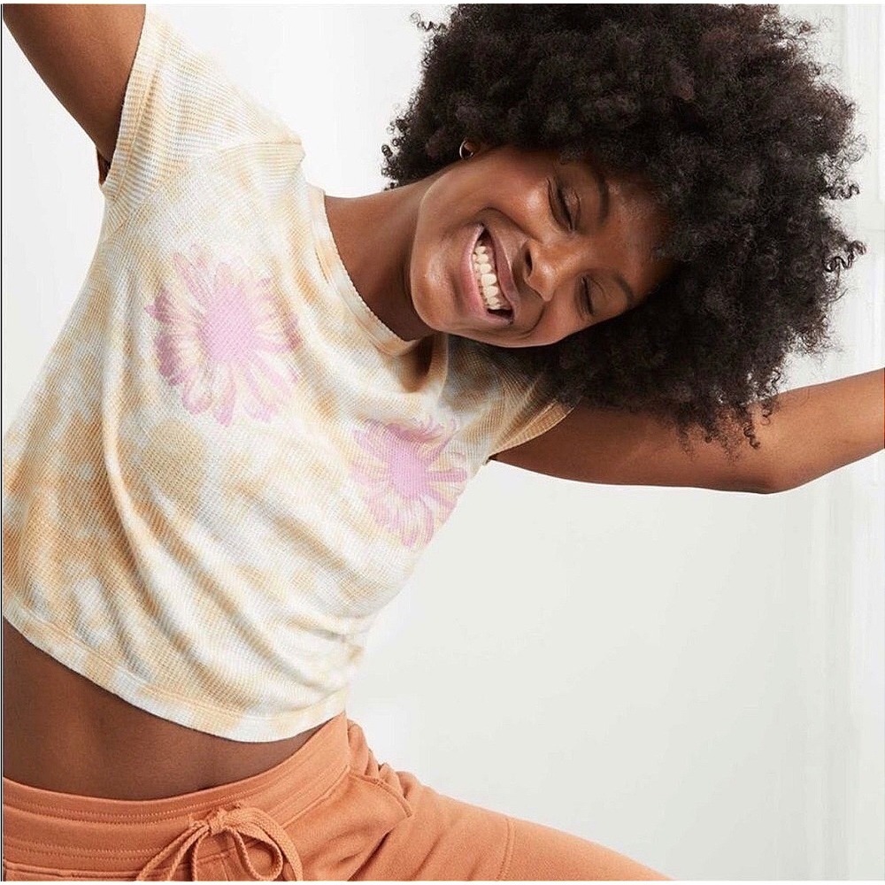 Aerie Waffle Knit Tee Women XS Tie Dye Boho Floral Baby T-Shirt